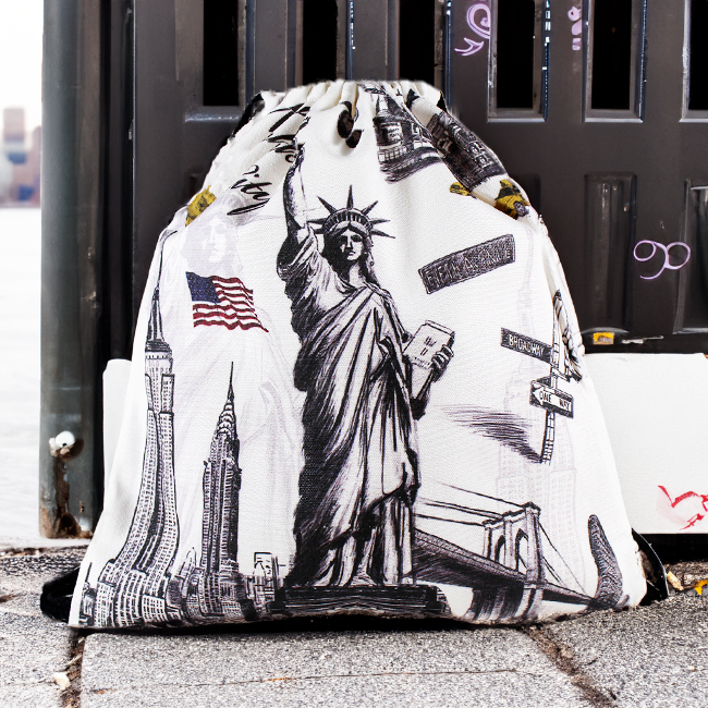 Skyline Sketch: Liberty Edition Canvas Drawstring Backpack