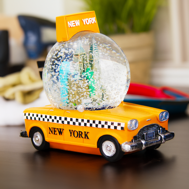 45MM or 80MM Yellow Cab Taxi "NEW YORK" Snow Globe