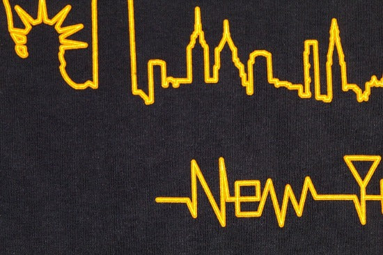 Heartbeat Skyline New York T-Shirt | NYC T-Shirt (S-3XL)