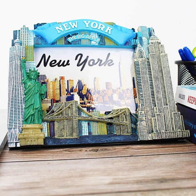 Manhattan "NEW YORK" Cityscape Sculpture NYC Picture Frame | New York City Souvenir | NYC Souvenir Travel Gift